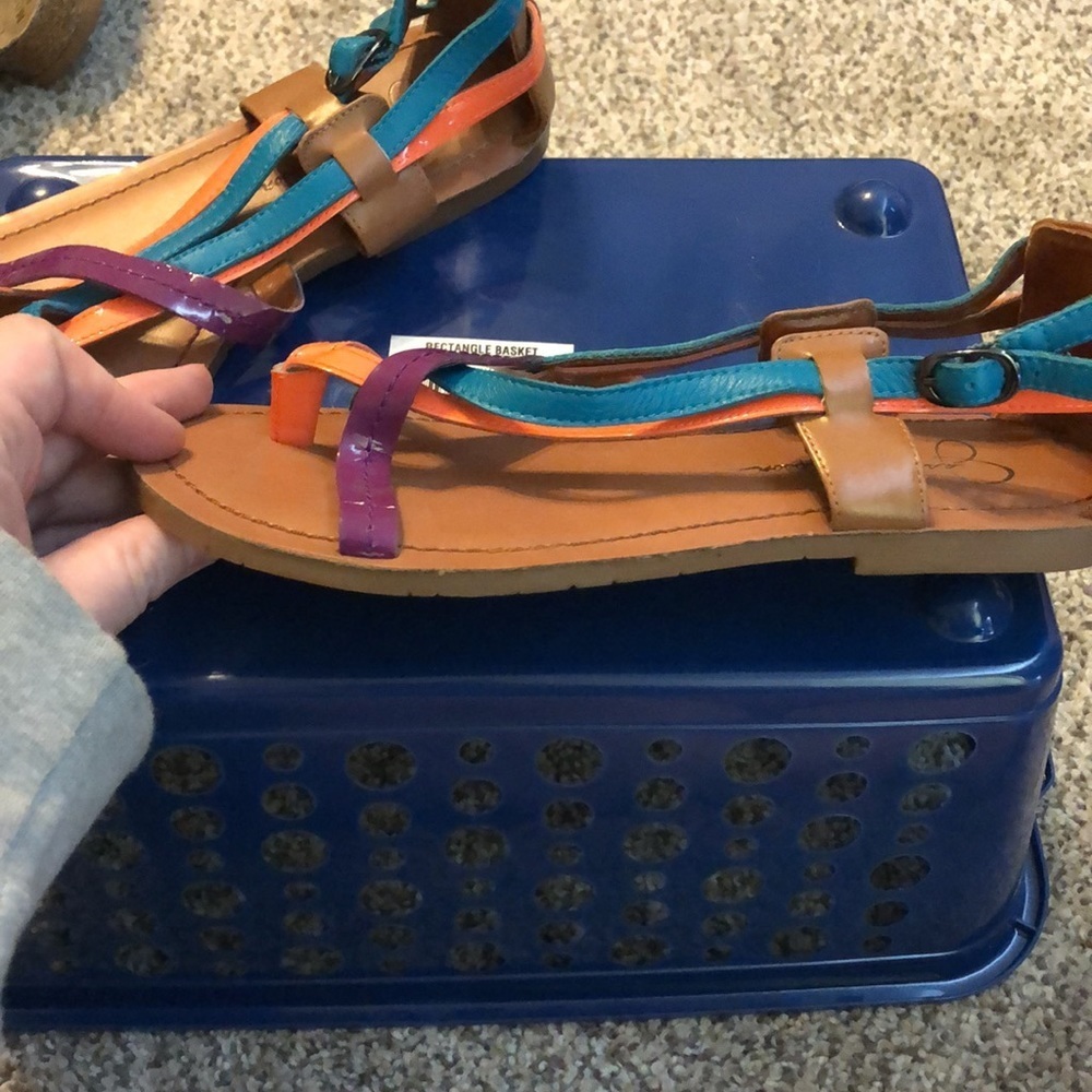 Jessica Simpson sandals - Picture 2 of 4